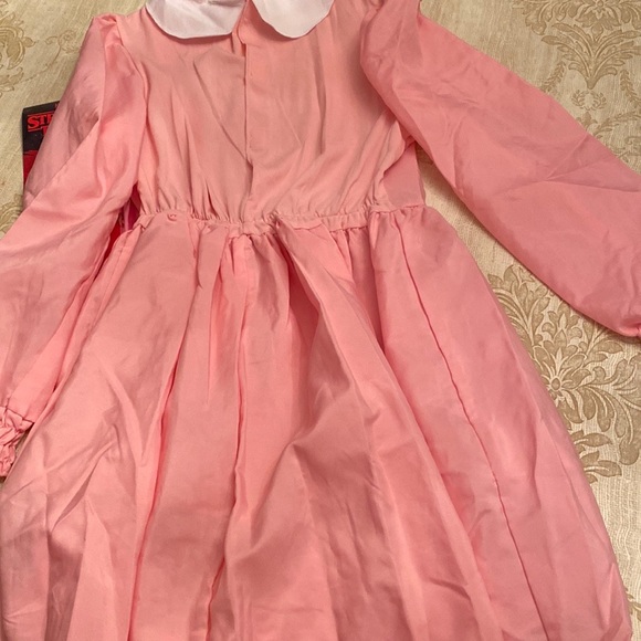 Stranger Things Eleven Costume S - Picture 12 of 13